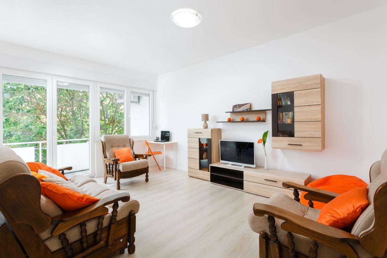 Botun Apartman free parking Pula Bagian luar foto